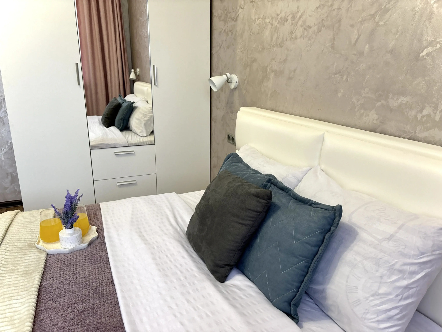 Квартира Уютная Просторная в Дзержинском Районе