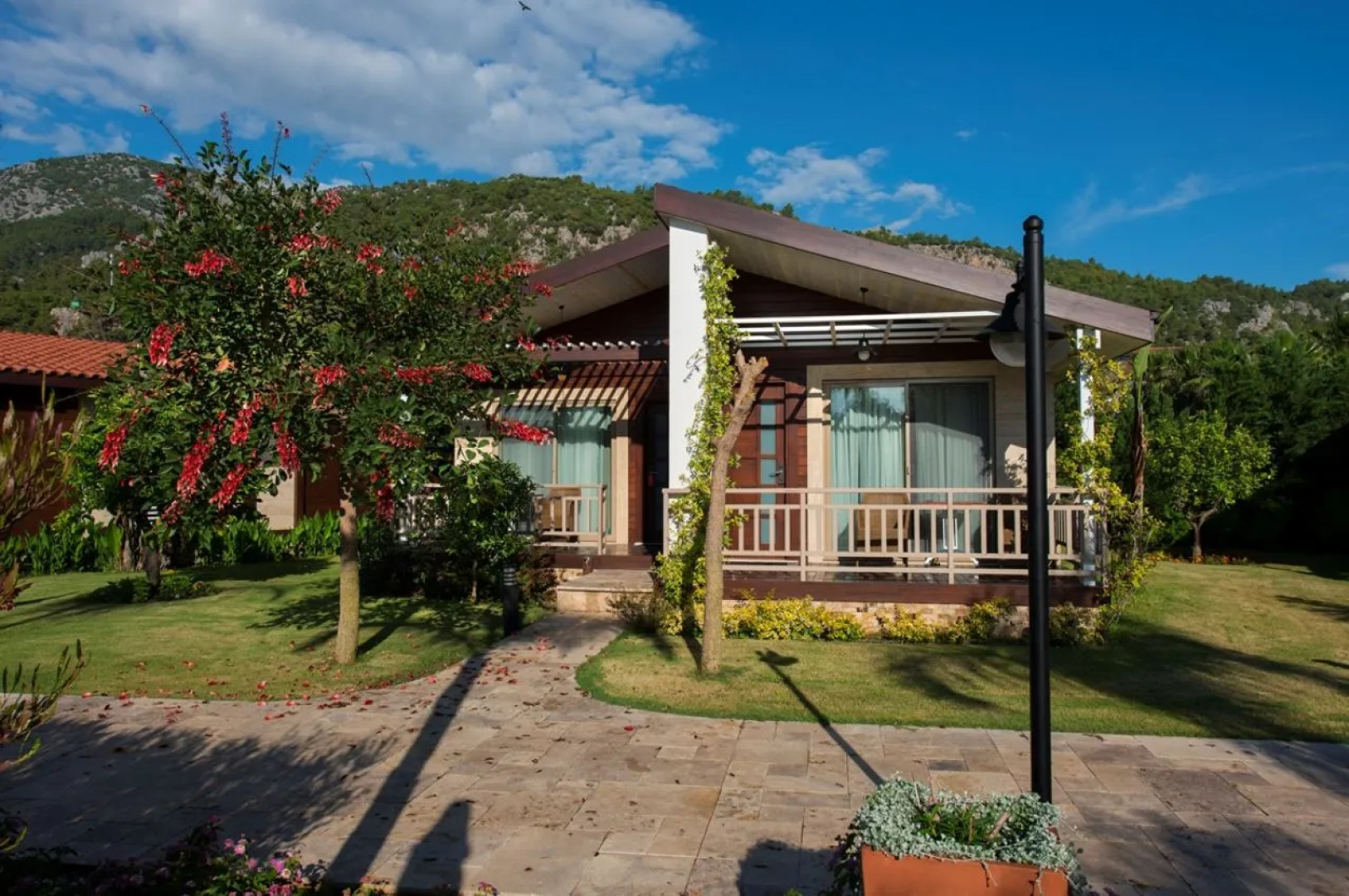 Отель Kimera Lounge