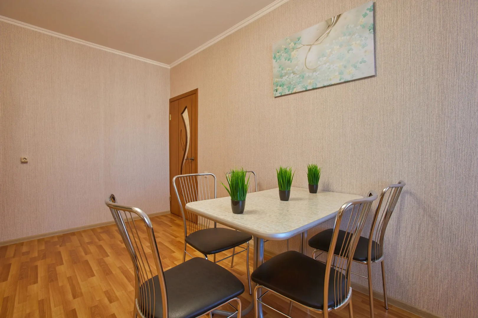 Апартаменты Большая квартира с видом на Волгу