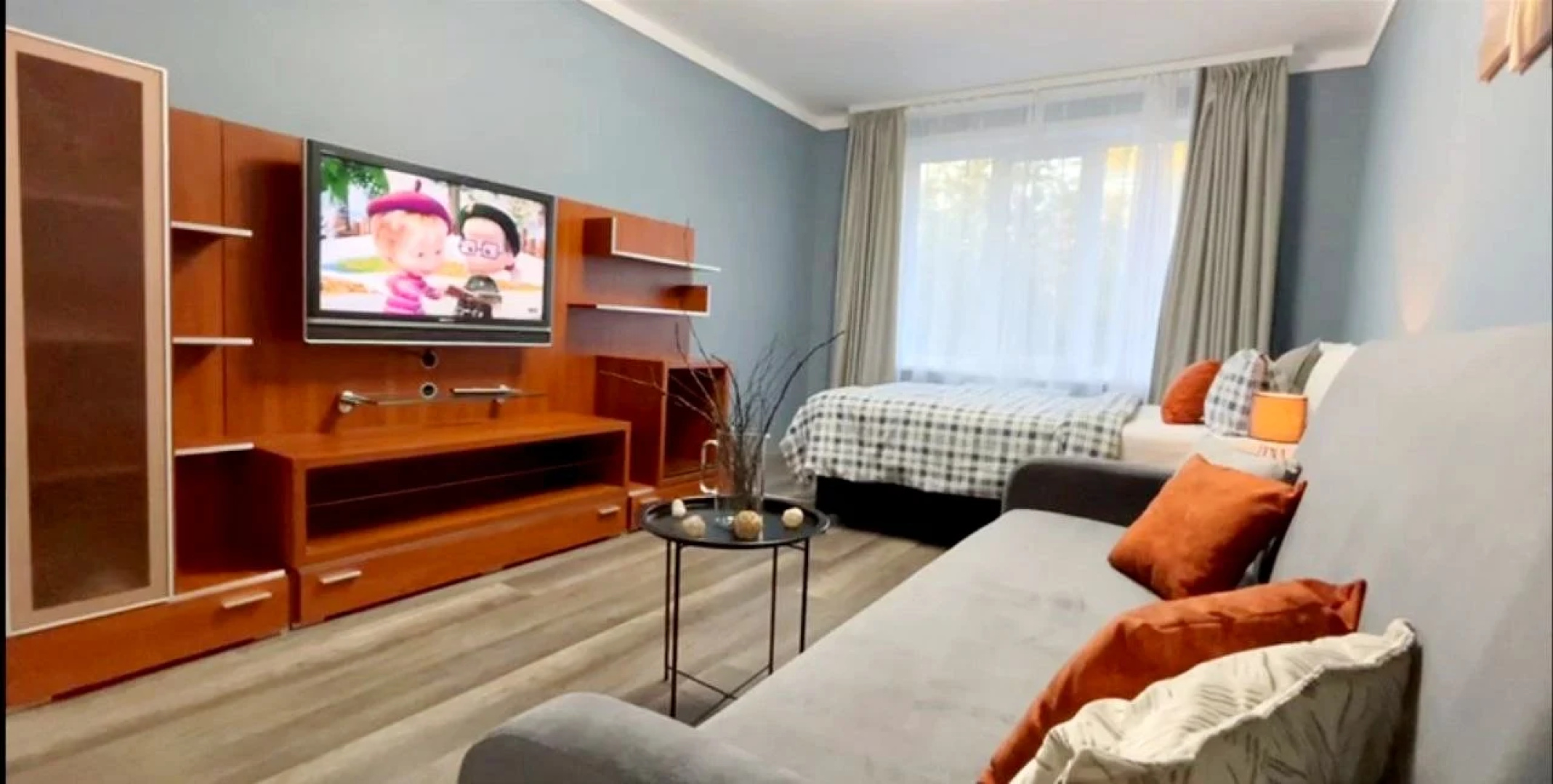 Бизнес- Апартаменты  Lora Home на Пражской