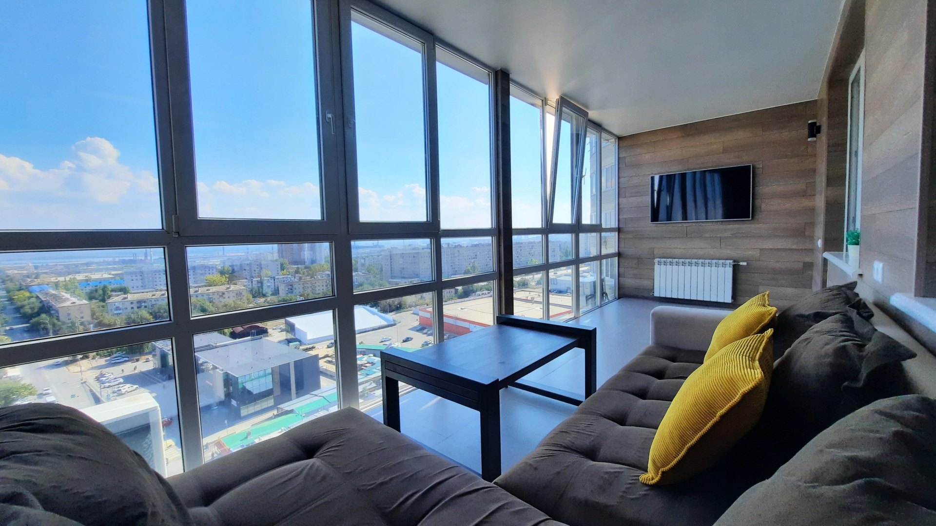 Апартаменты ЖК Альбатрос 12/16 на Поддубного 1