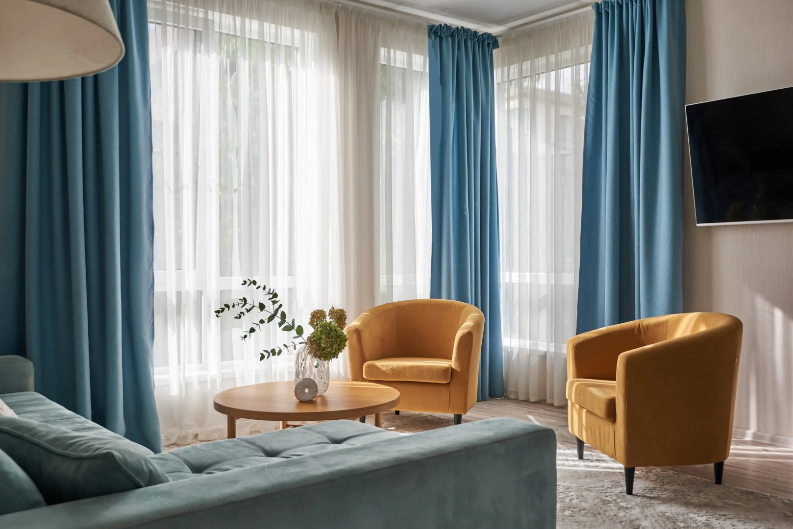 Вилла Усадьба Высокое с Панорамным Видом и Бассейном