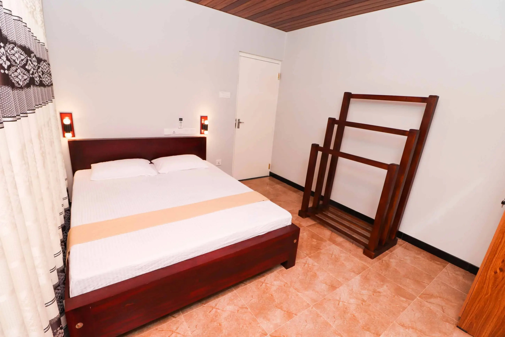 Вилла Yoho The Blue Pearl Family Cottage