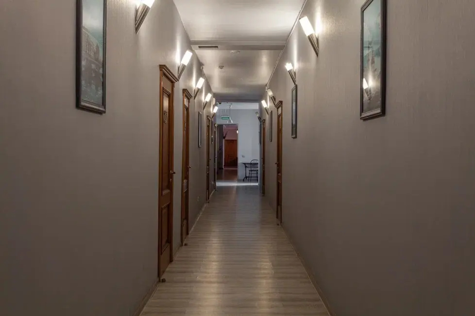 Отель КУ-КУ