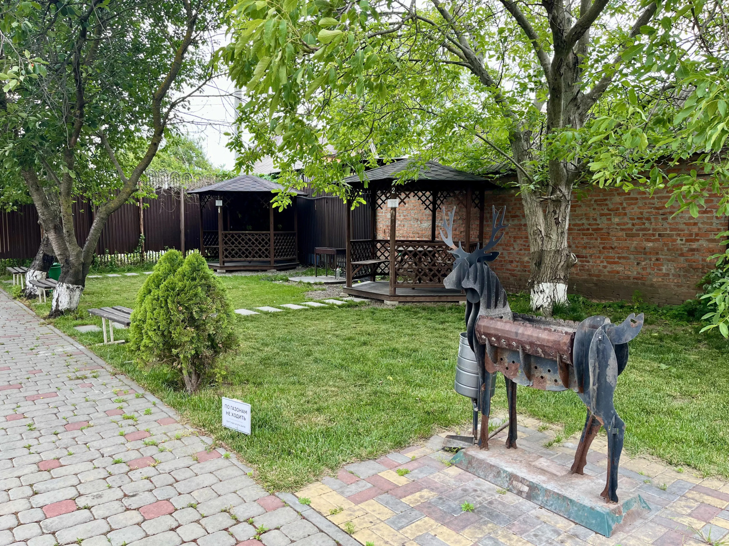 Апартаменты Авторские 2 с сезонным бассейном