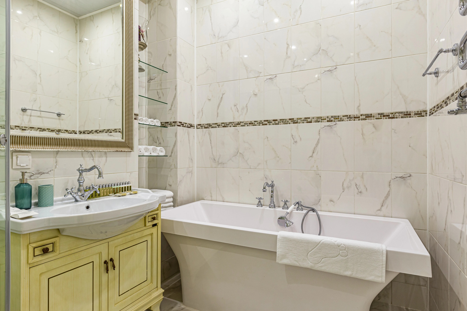 Апартаменты LetYourFlat Colibri