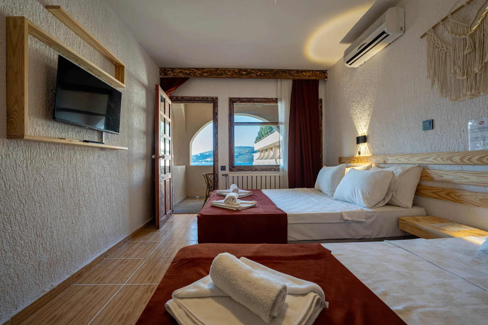 Отель Oscar Seaside Hotel & Spa