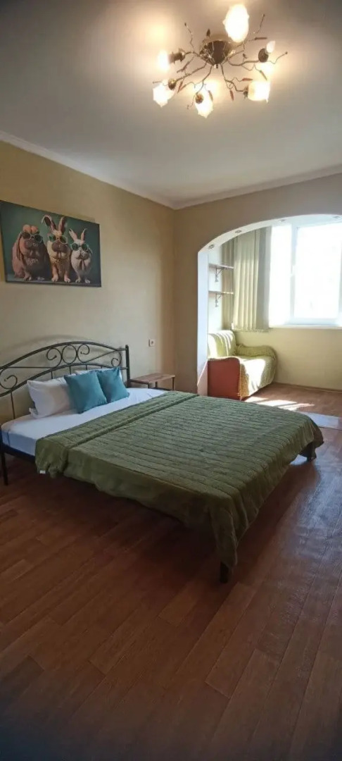 Квартира на Октябрьской революции