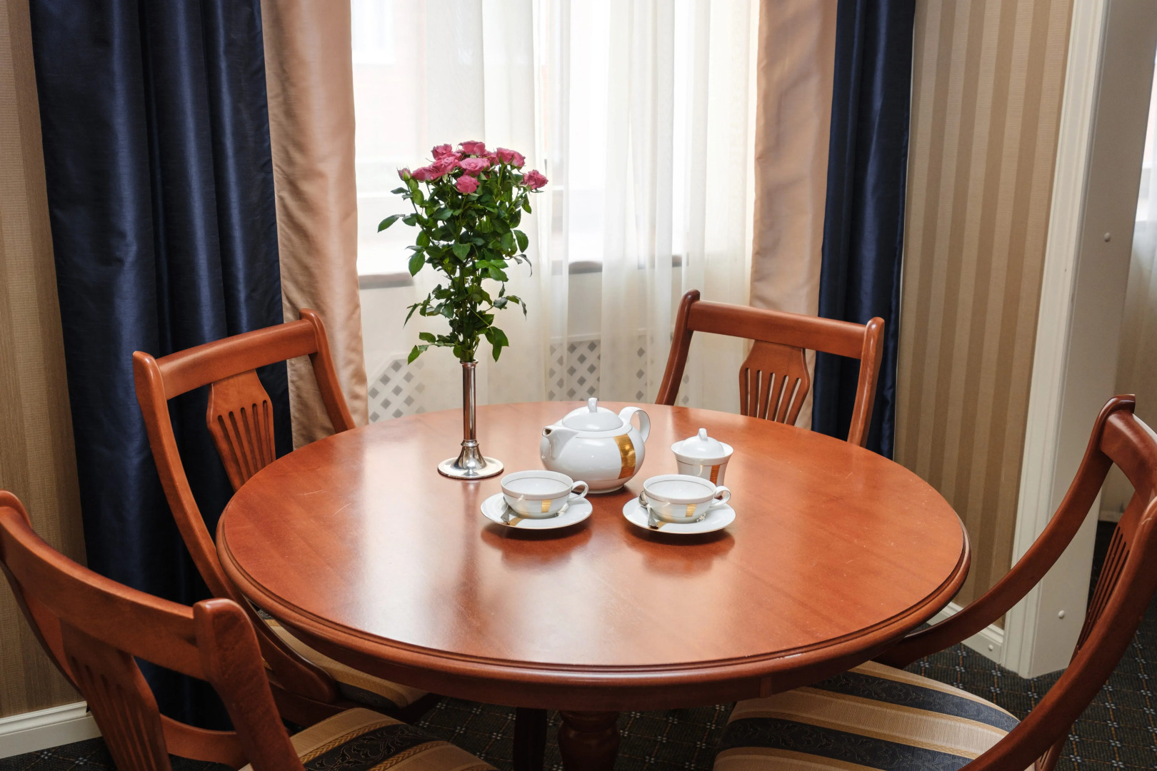 Отель Меркурий