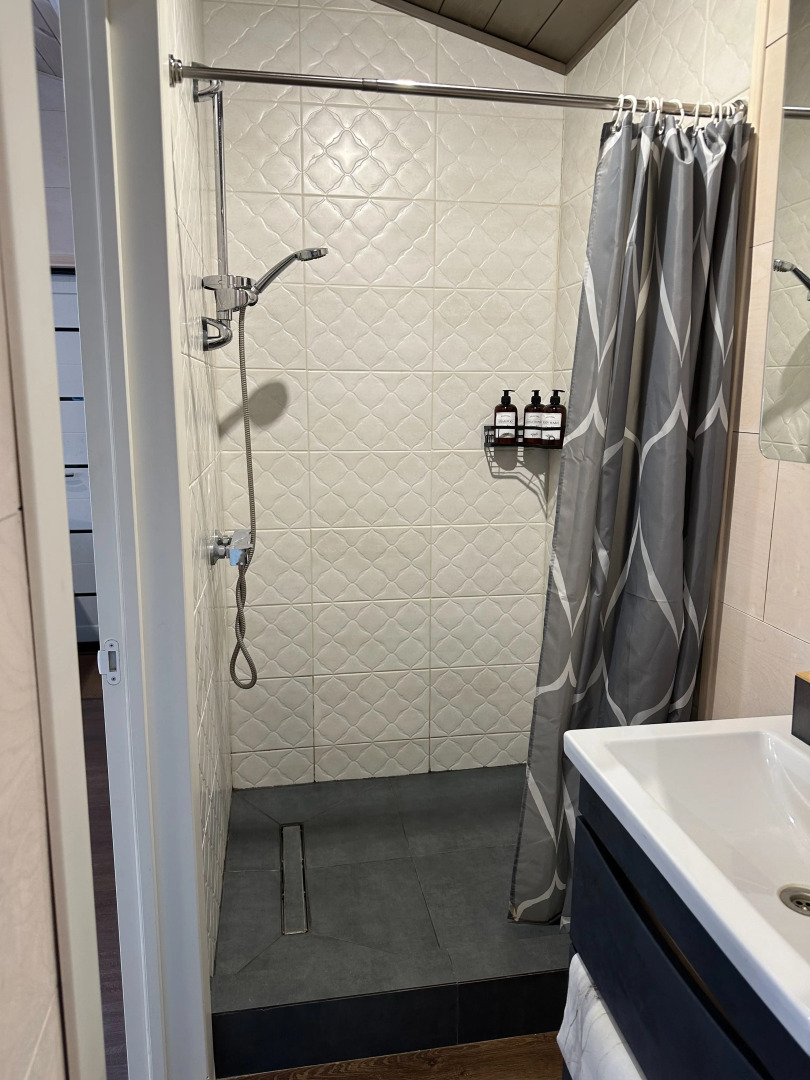 Частный дом Уютный нa бeрегу лесногo озeра pядом с Переслaвлeм-Зaлecским