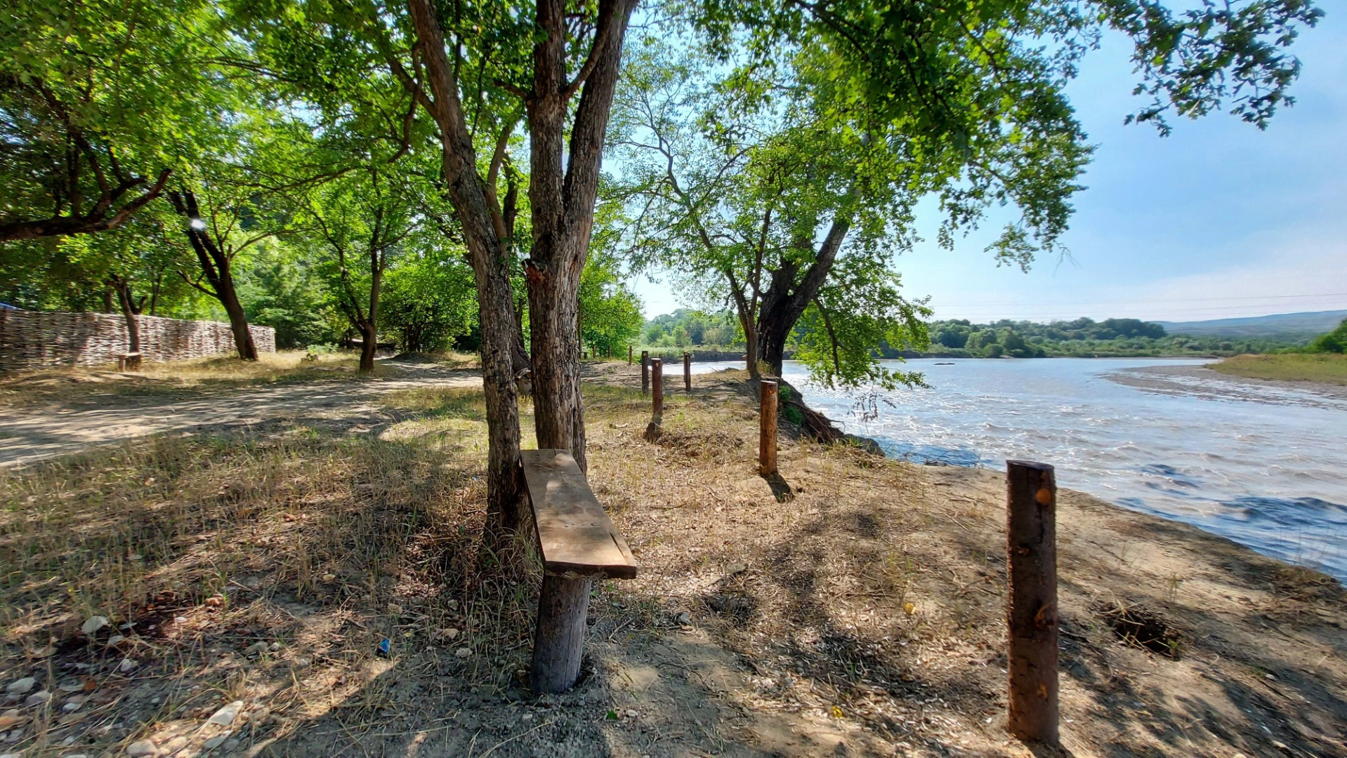База отдыха Беной Тревел "Озеро"