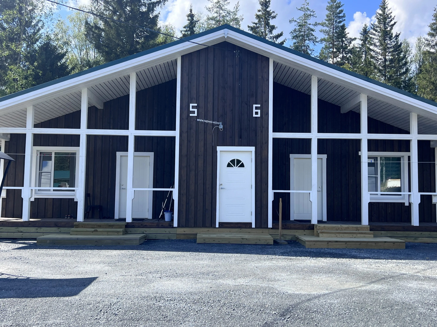 Частный дом Дом дуплекс у реки