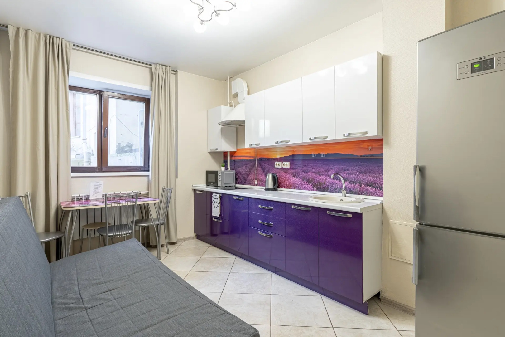 Апартаменты Мэйтс на Галактионова 3 Б 3