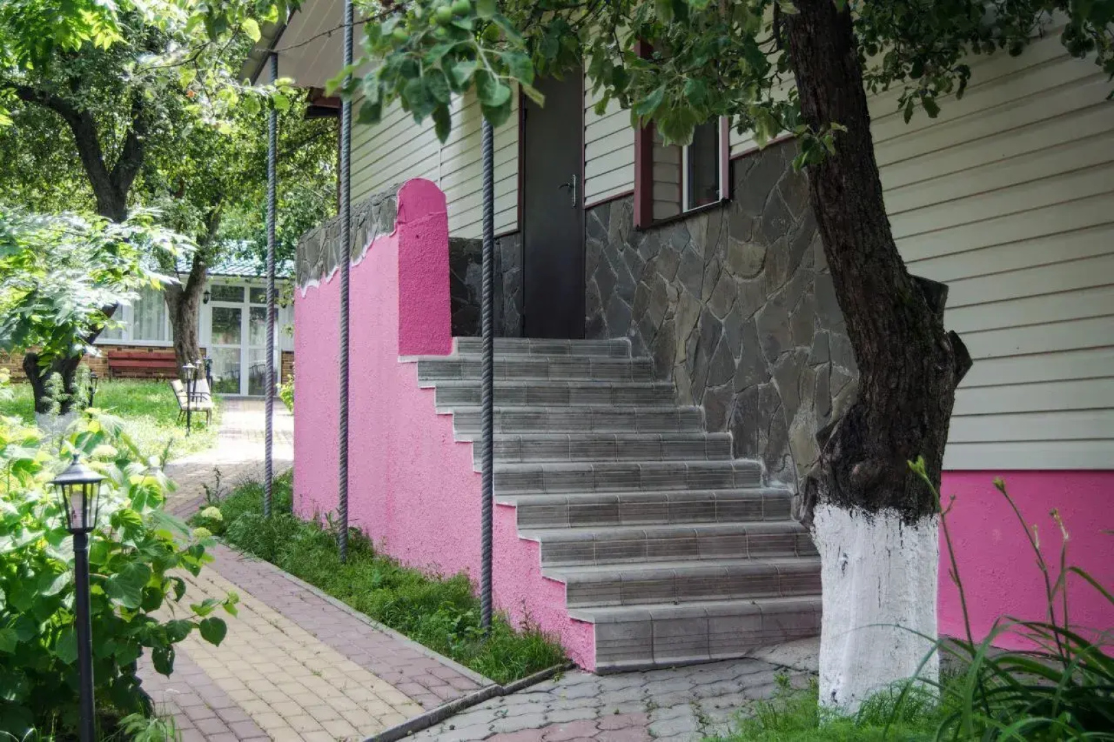 Частный дом с баней и бассейном