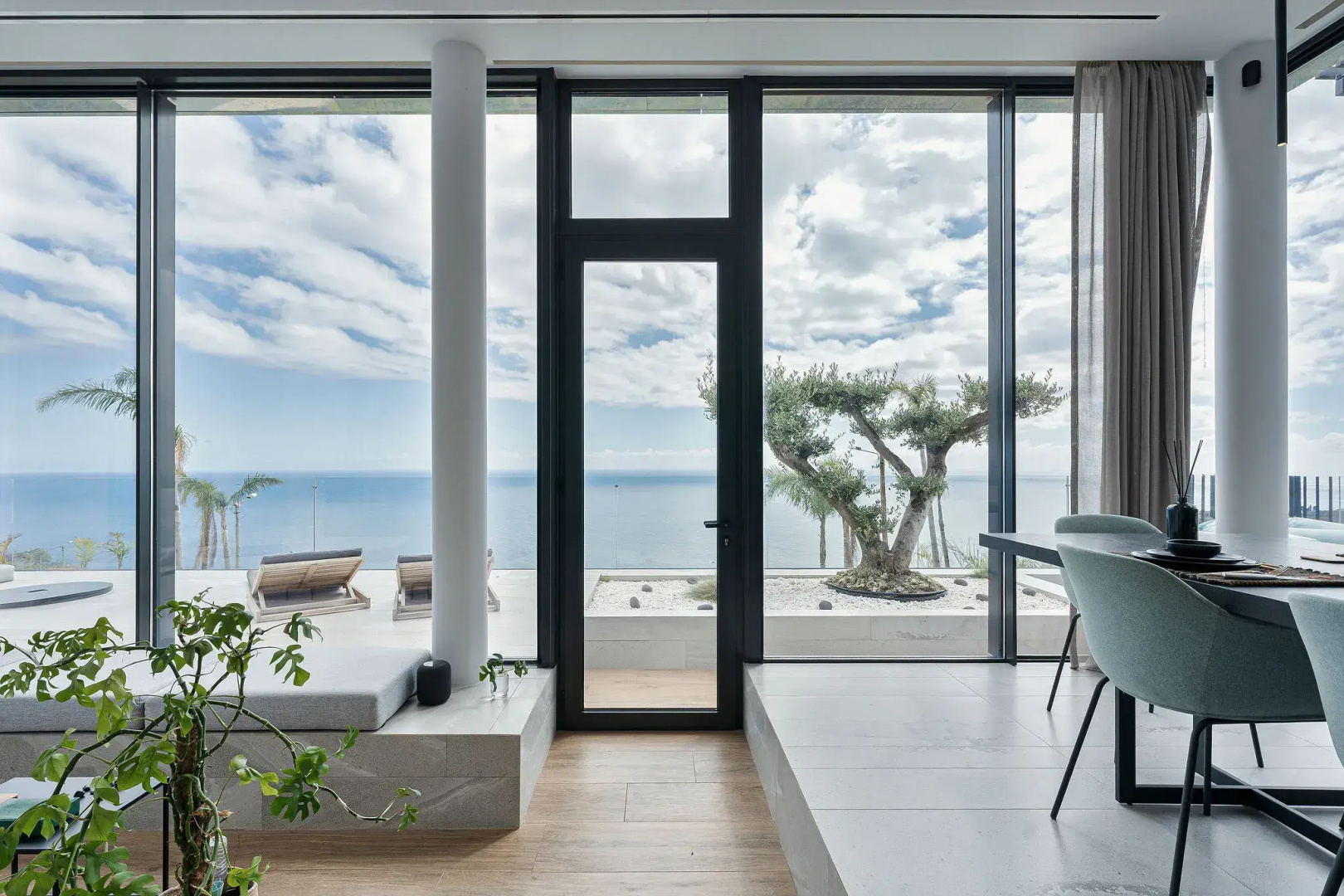 Вилла Saudade futuristic ultra luxury ocean zen retreat