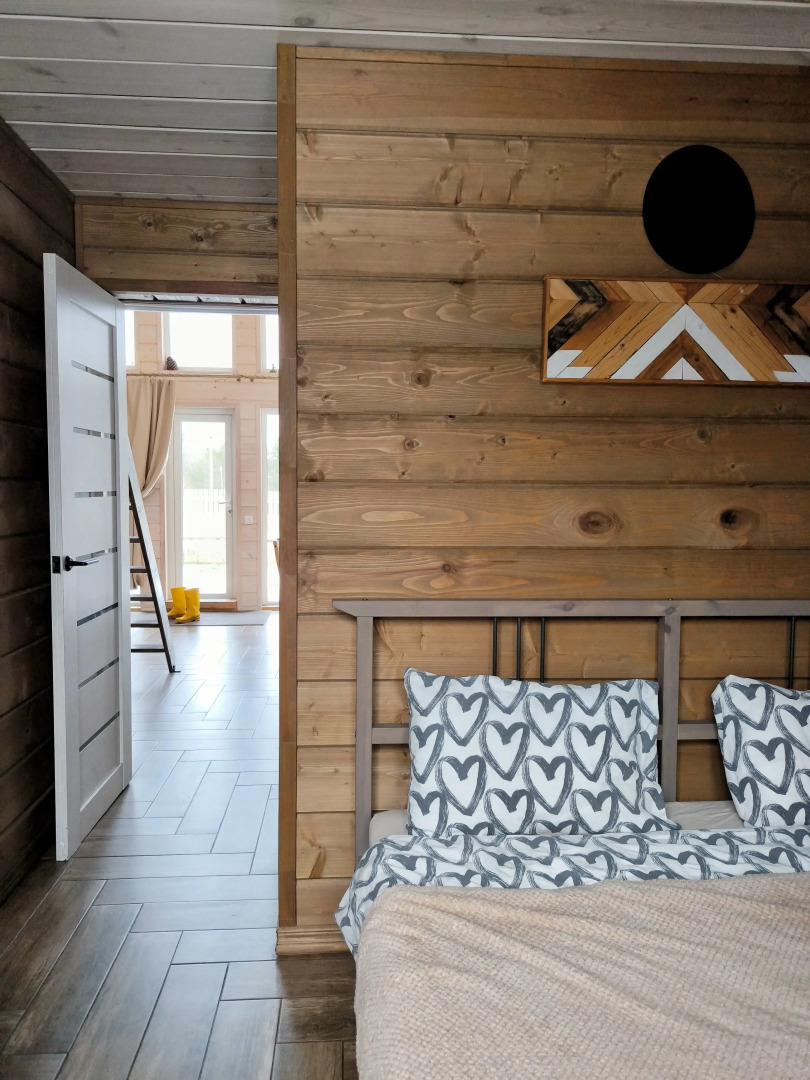 Частный дом Чёрный домик у озера Отрадное