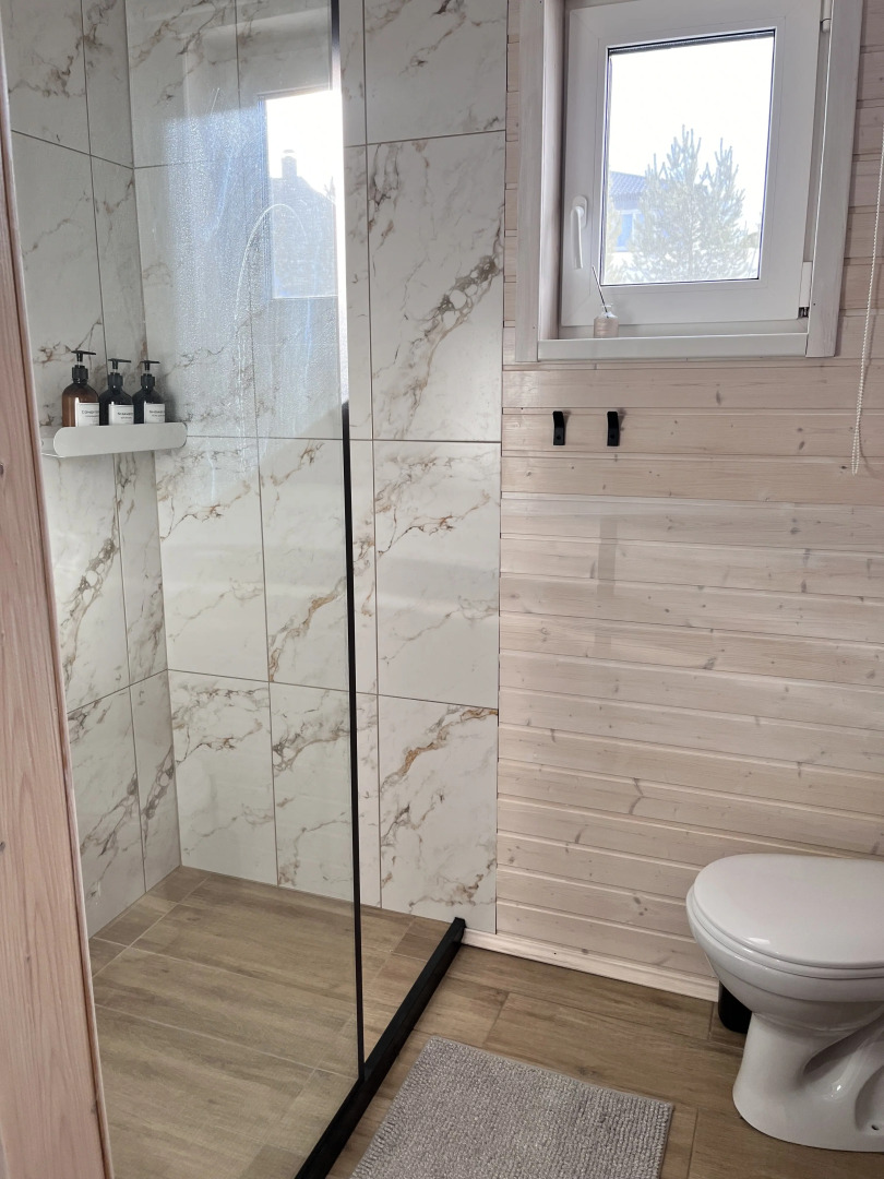 Частный дом у реки 2