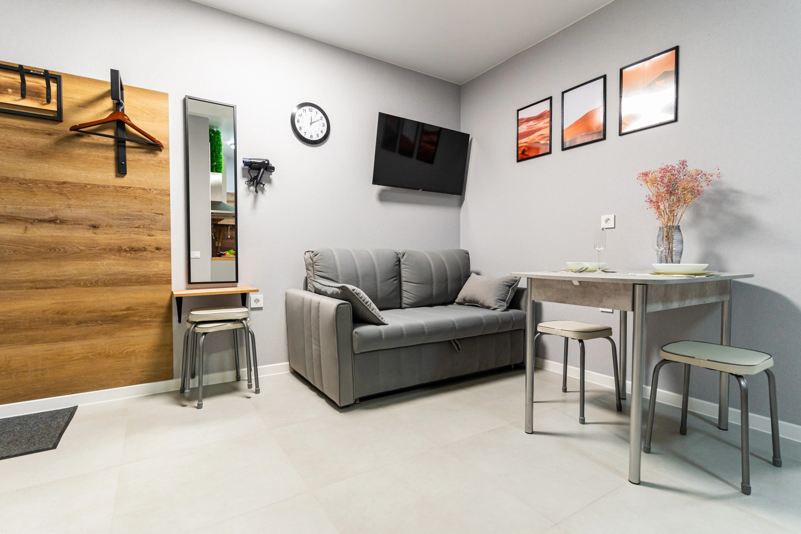 Апартаменты в Нoвоpоccийcкe c Дизaйнерcким Рeмoнтoм