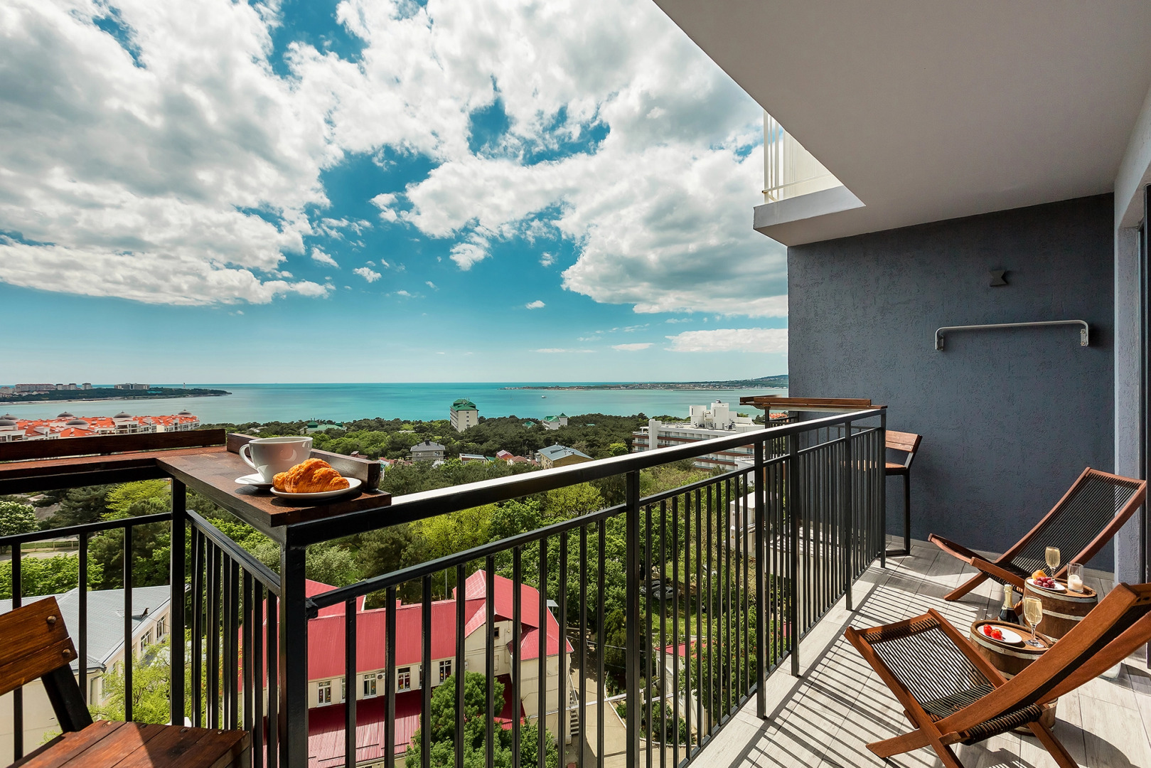 Апартаменты от Топ Геленджик Gelendzhik Bay видовой Royal Suite 2+2 гостя