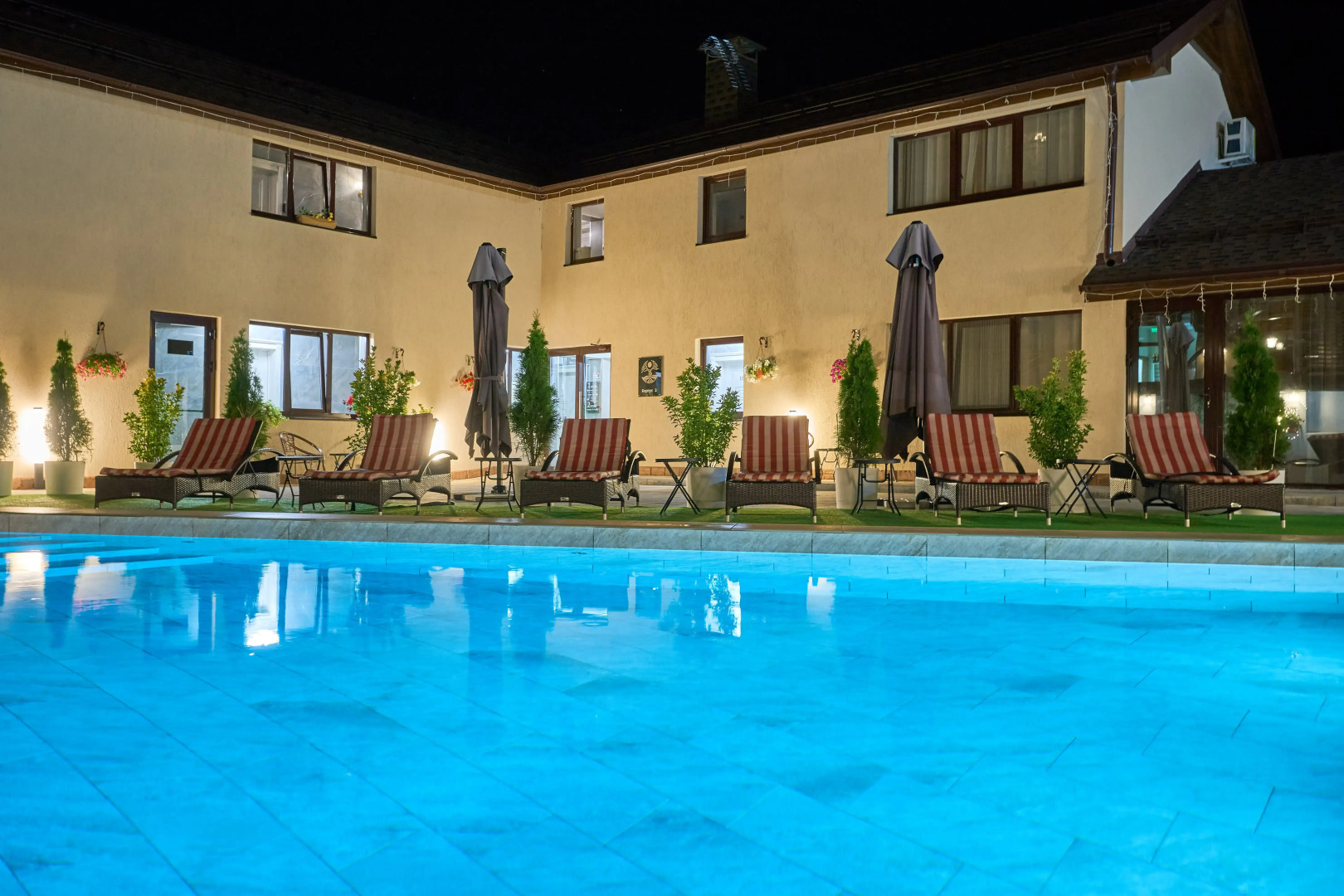 Отель Astra de Rosa