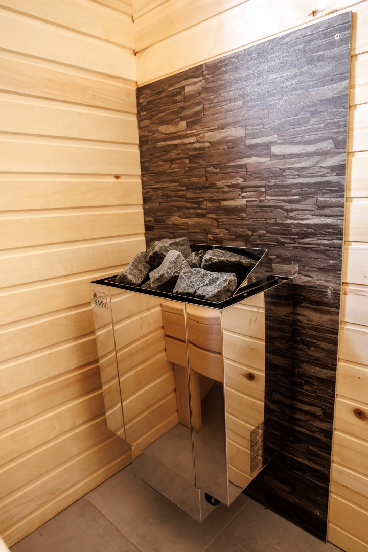 Частный дом Forested home на горке