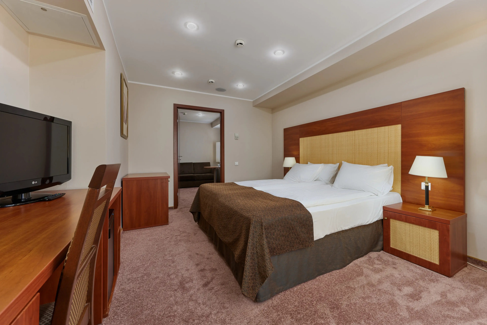 Отель Marins Park Hotel Москва Пражская