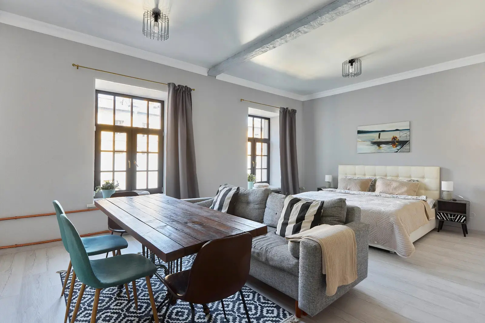 Квартира Orlov House с видом на крыши Петербурга