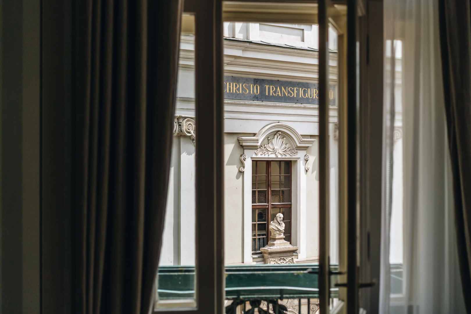 Отель H15 Francuski Hotel