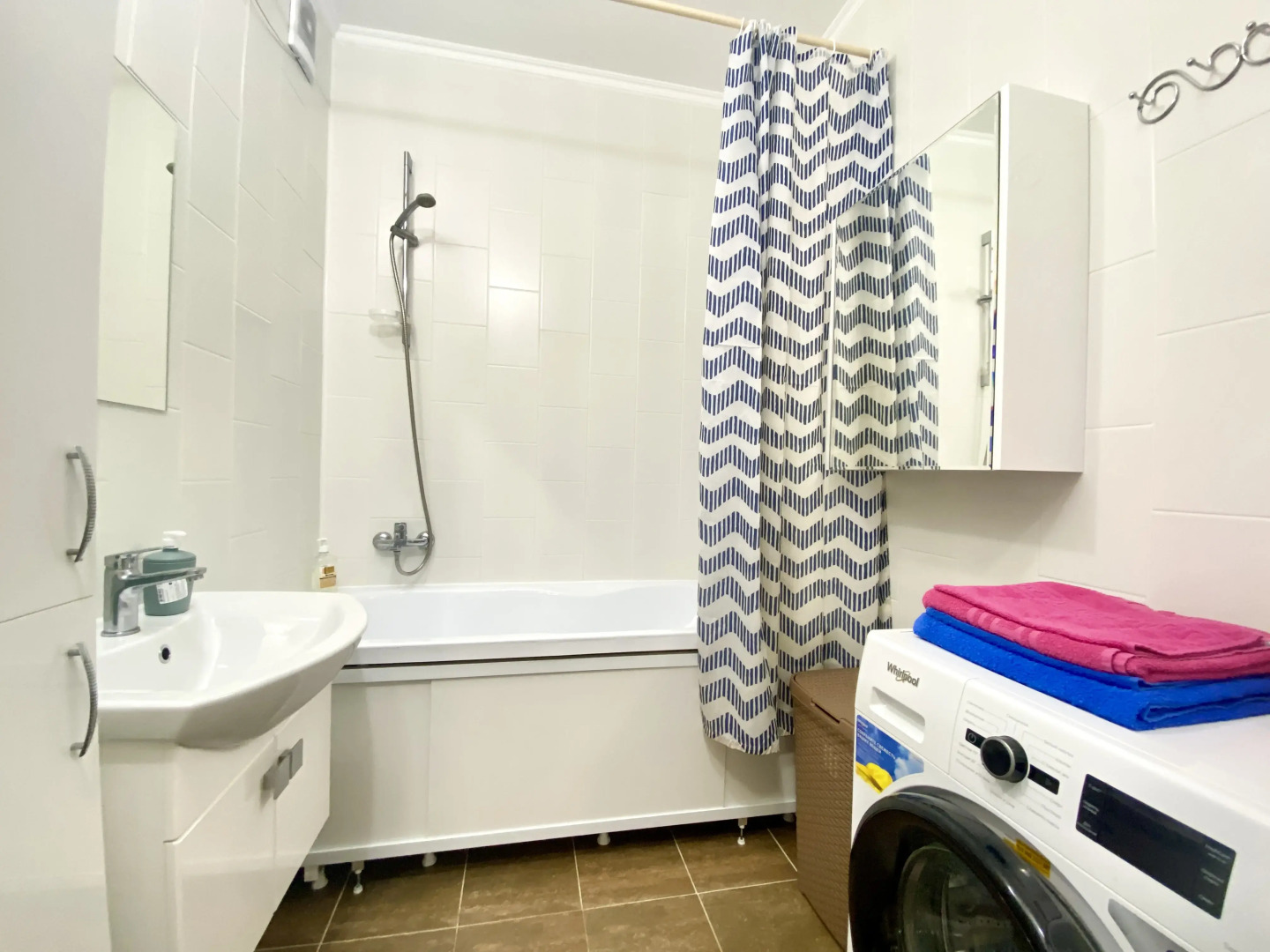 Квартира InRoomSPb на Евгения Шварца 11