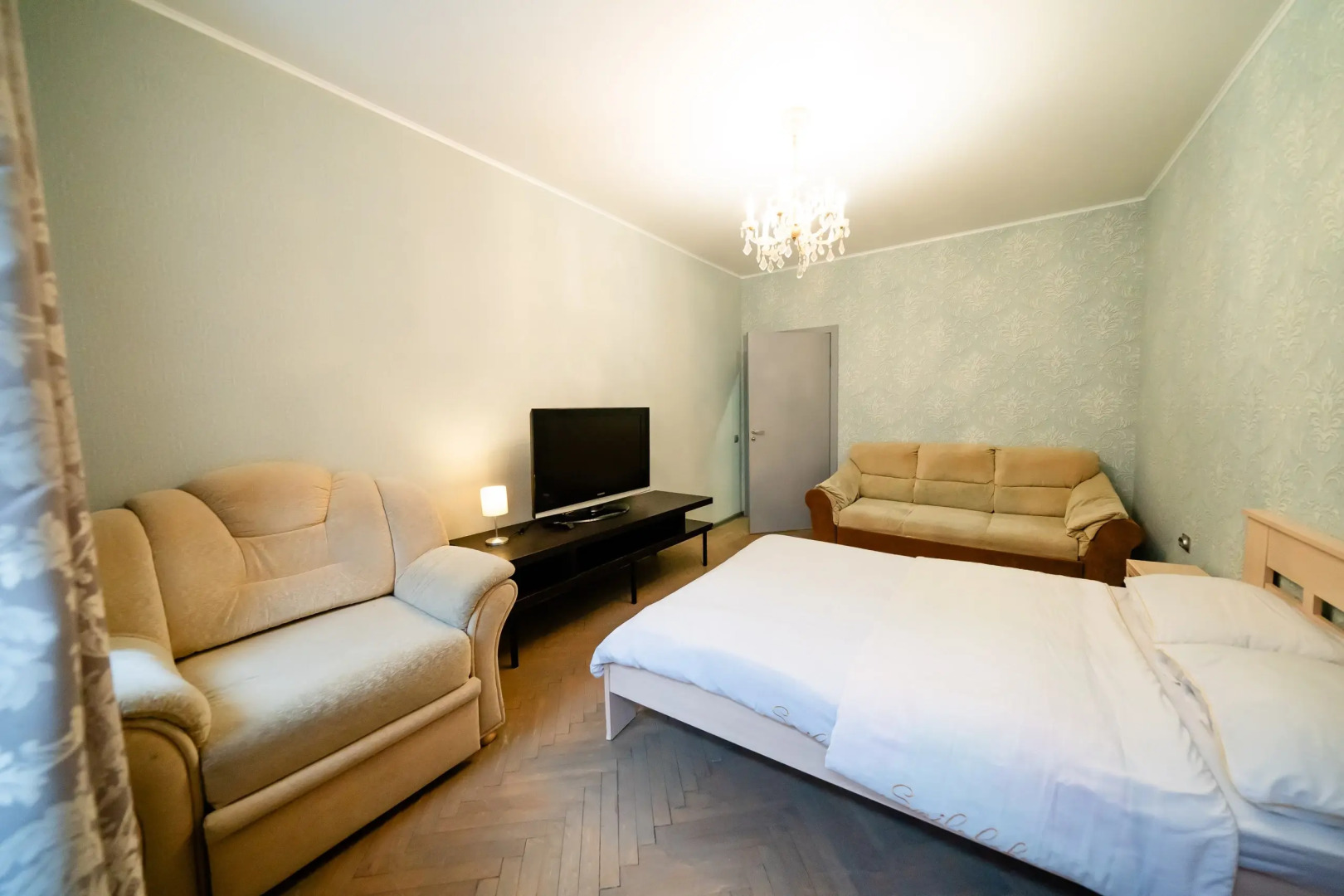 Апартаменты Большая Морская 27 Парковка