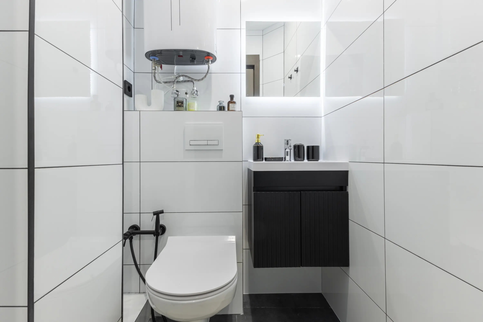 Апартаменты Comfort Home на Амирхана 11