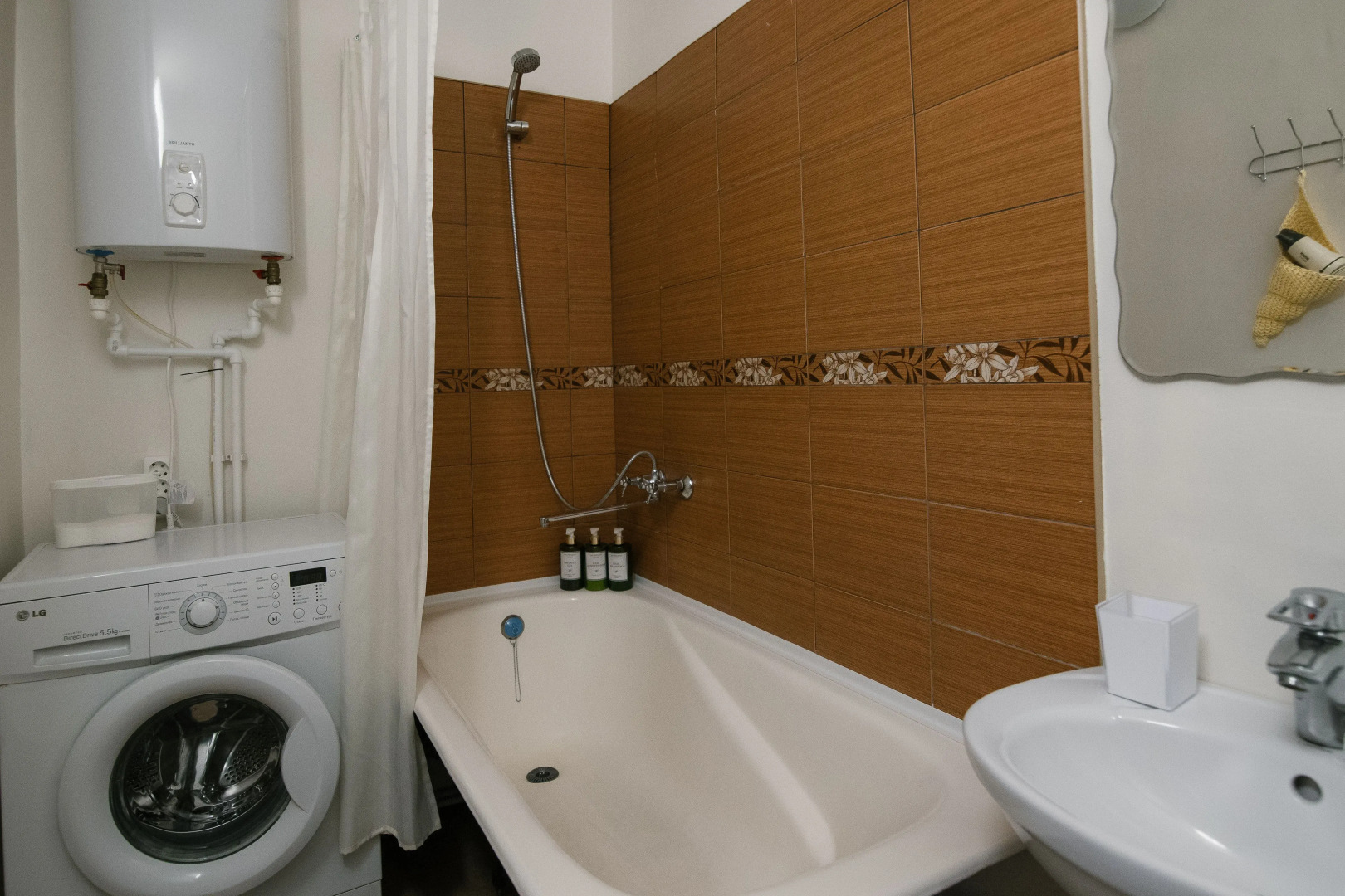 Апартаменты на Дикопольцева