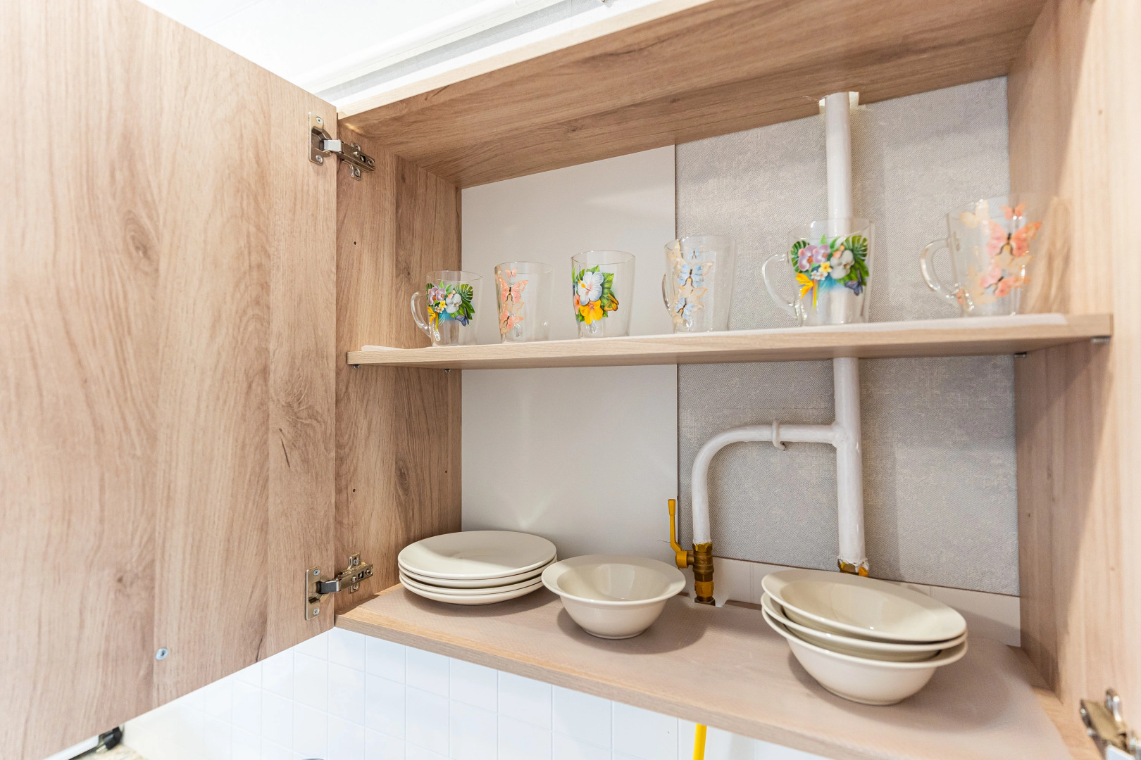 Апартаменты в центре Новороссийска с видом на горы и город LetoAрart