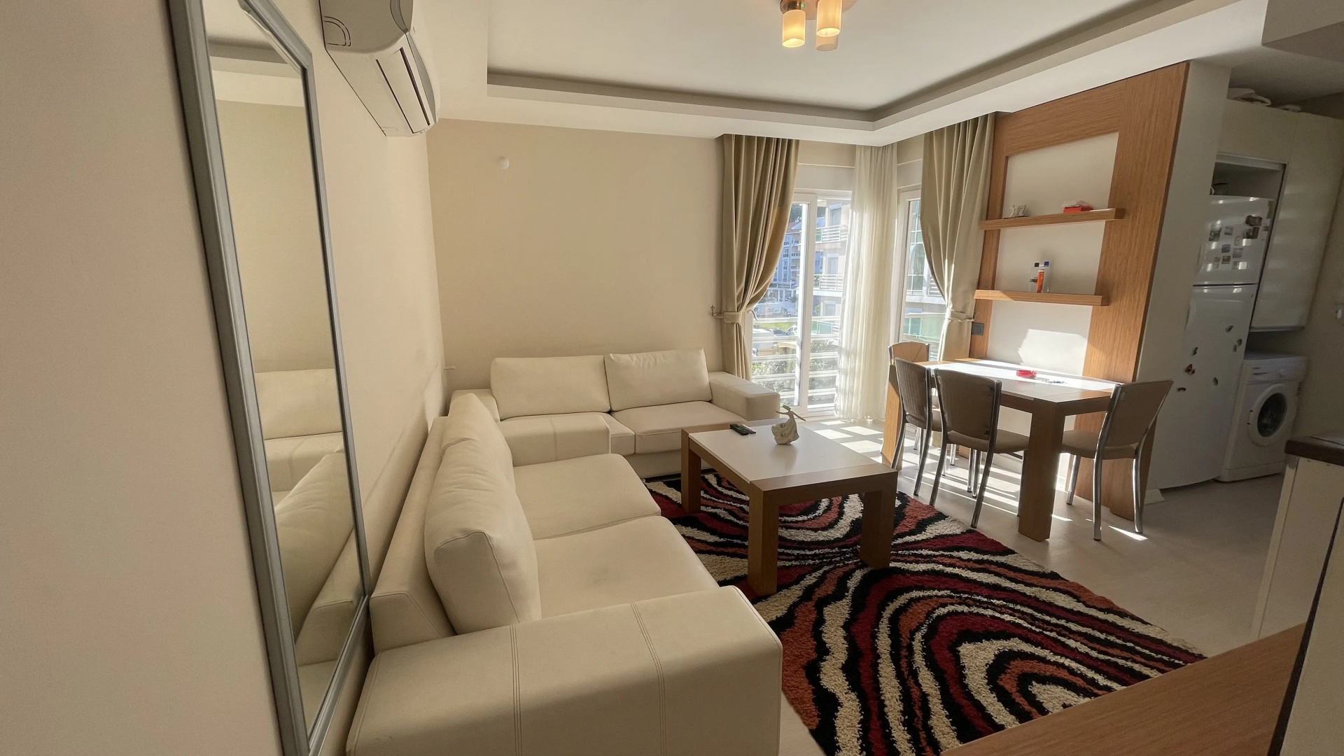 Апартаменты 30 minutes walk to famous Konyaalti Beach 1+1 Suit