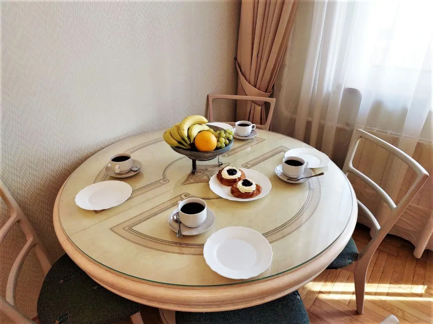 Квартира Просторная Двухкомнатная Квартира