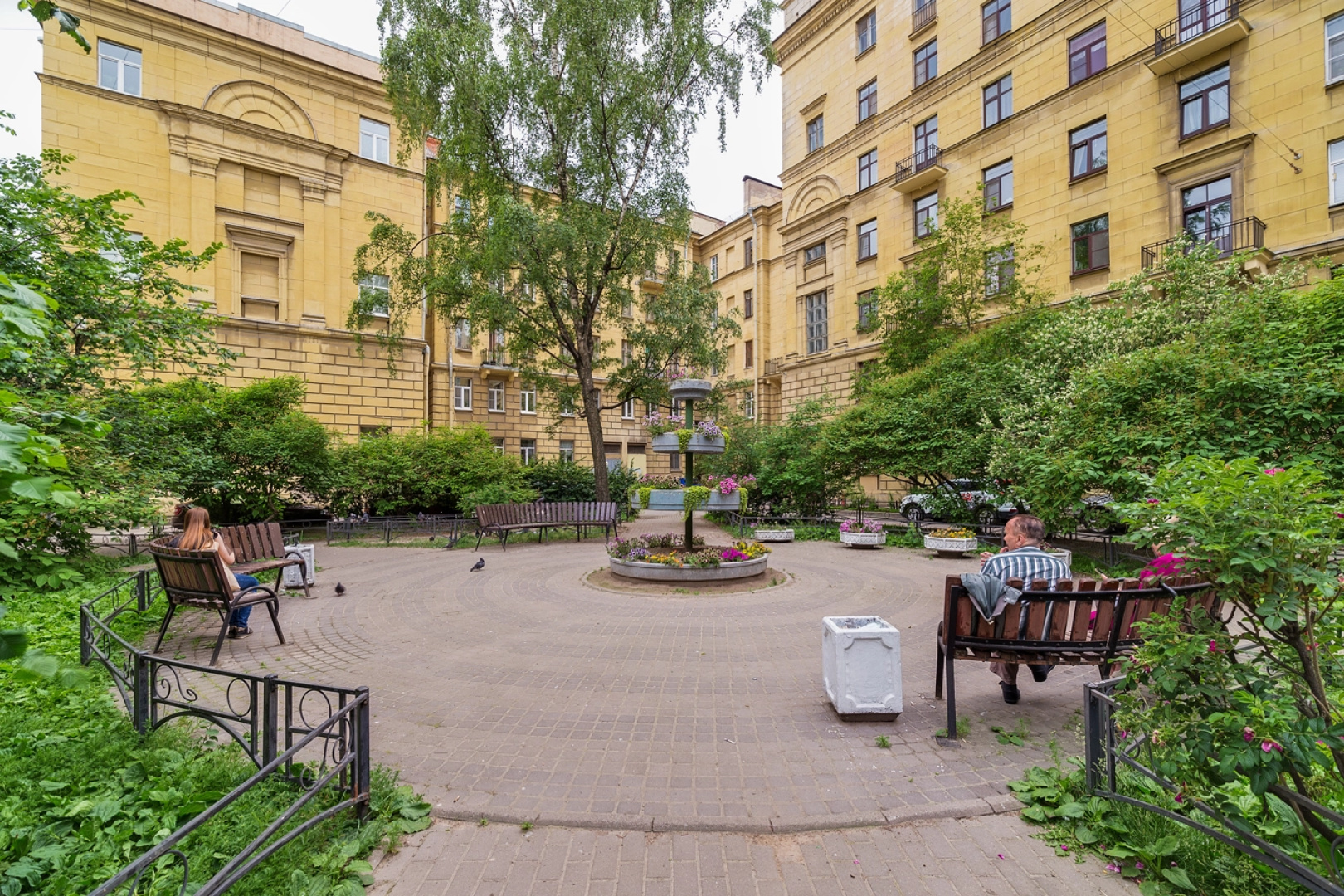 Квартира Трёхкомнатная на Петроградской