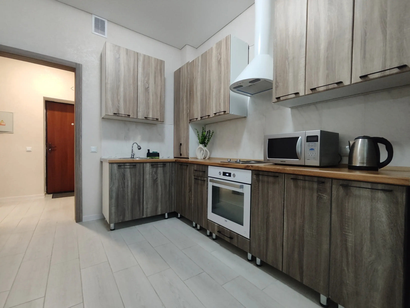 Апартаменты ГРАНАТ "Город на ладони"