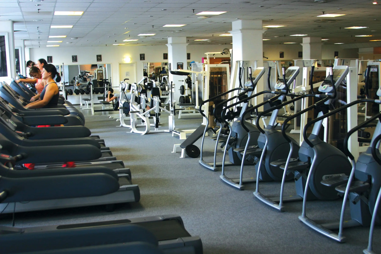 Аристократ Официальный партнёр Отеля «Гамма» Измайлово