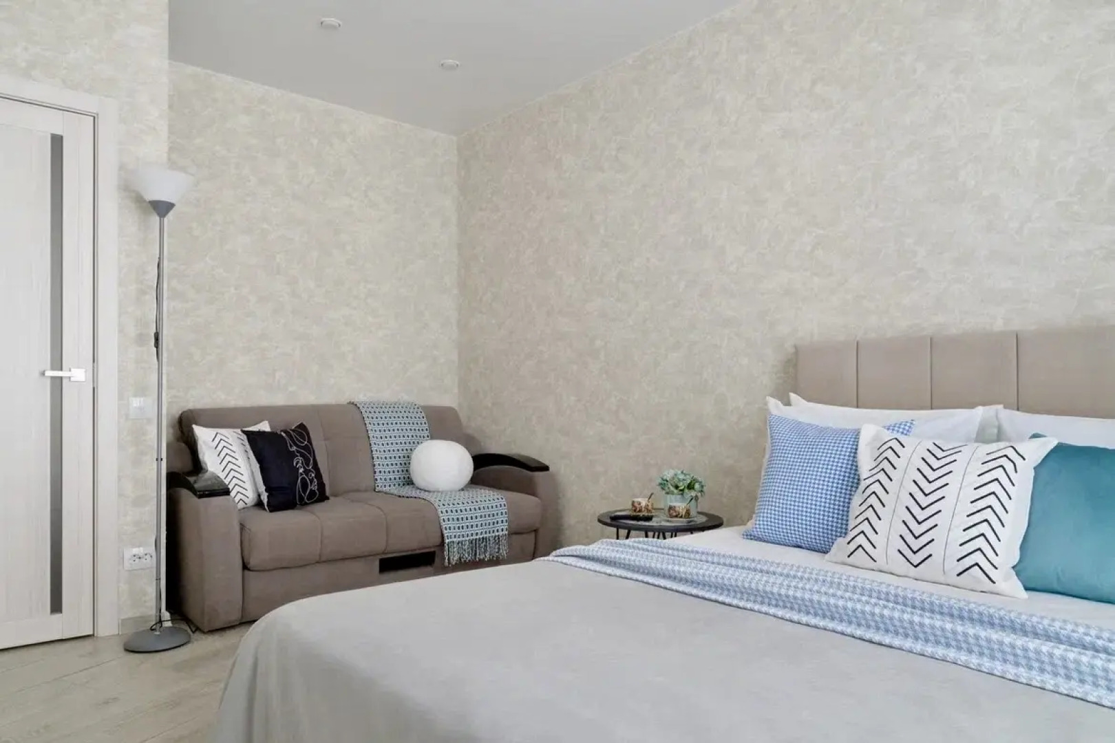 Квартира Однокомнатная КакДома 58 на Мира 78