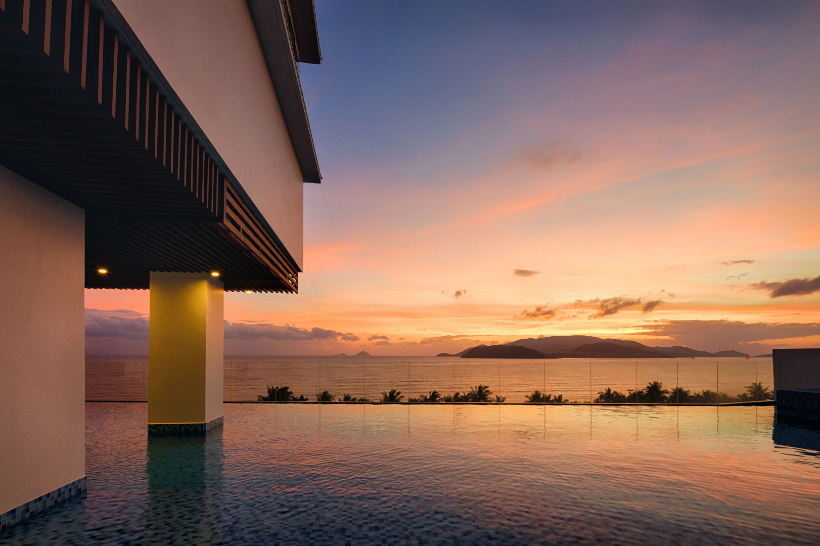 Vinpearl Beachfront Nha Trang