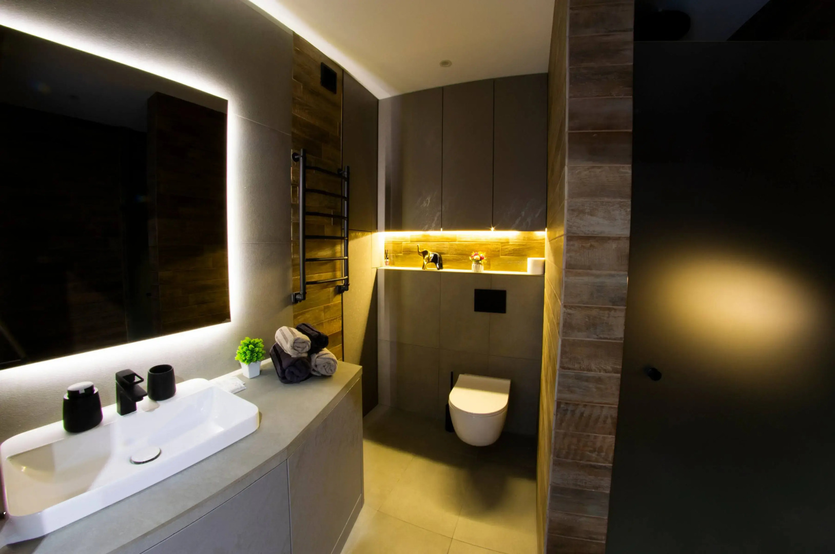 Апартаменты с Панорамным Балконом 1122