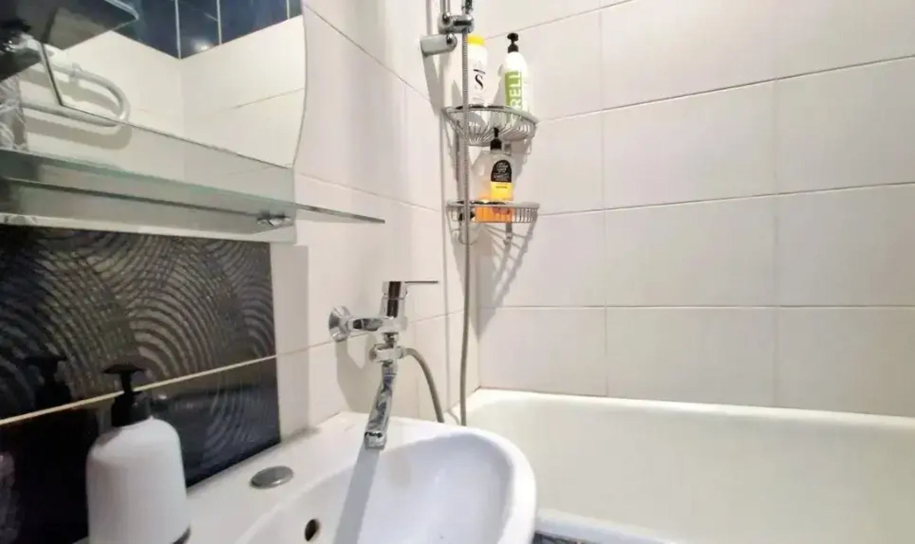 Апартаменты на улице Катунина 18