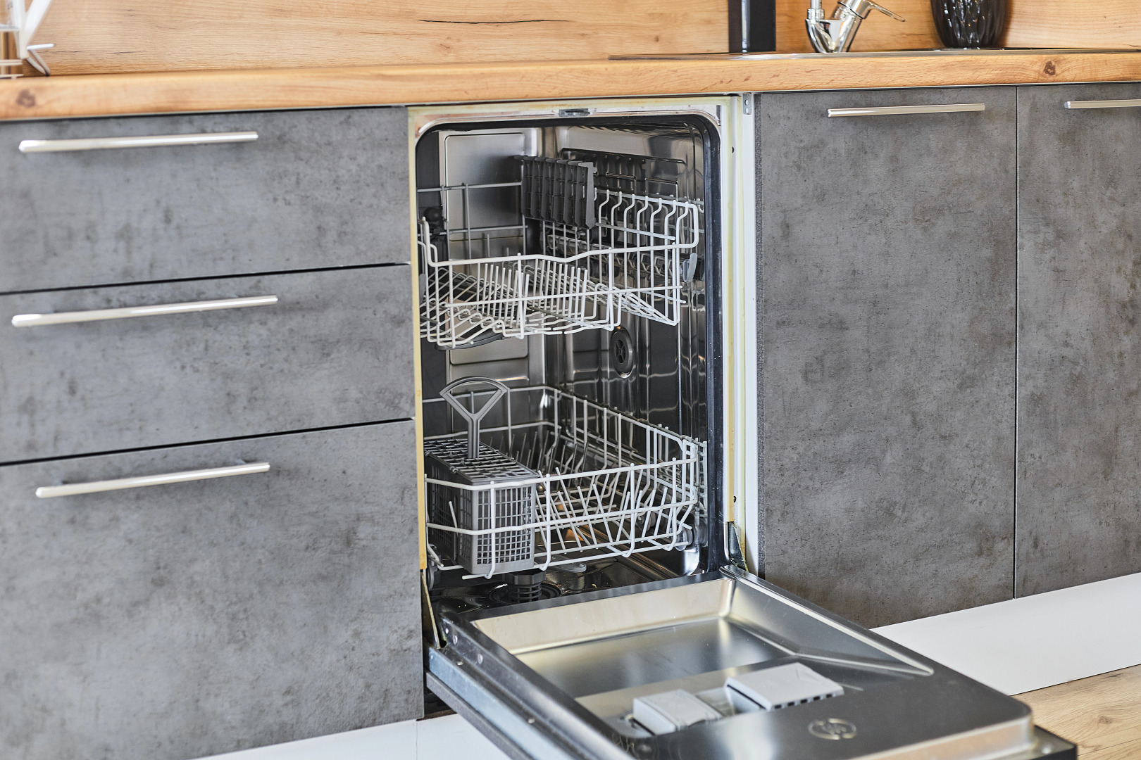 Апартаменты на улице Алексея Алехина 22