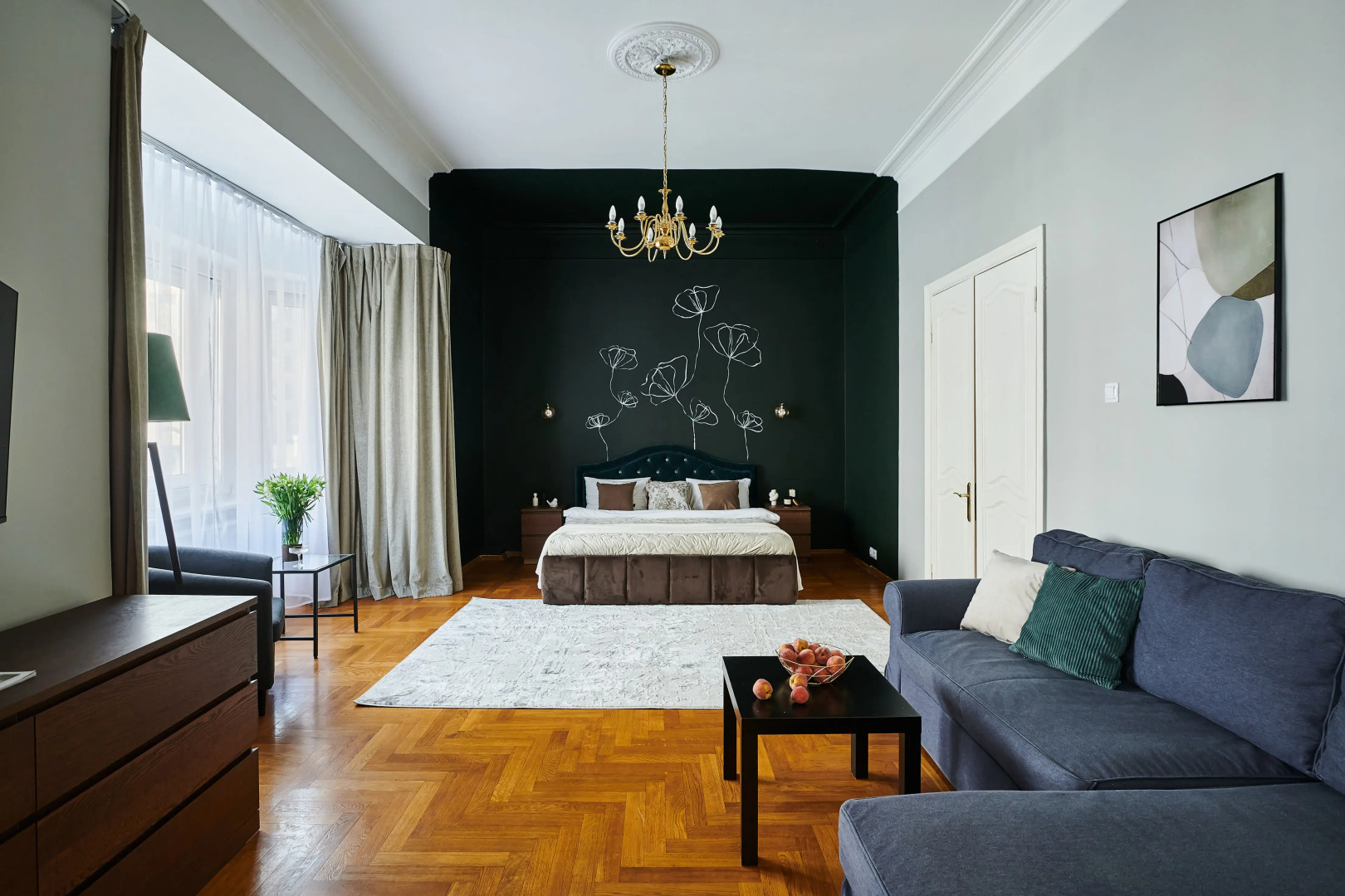 Квартира GM Apartments Шикарная Пятёрка с домашним кинотеатром