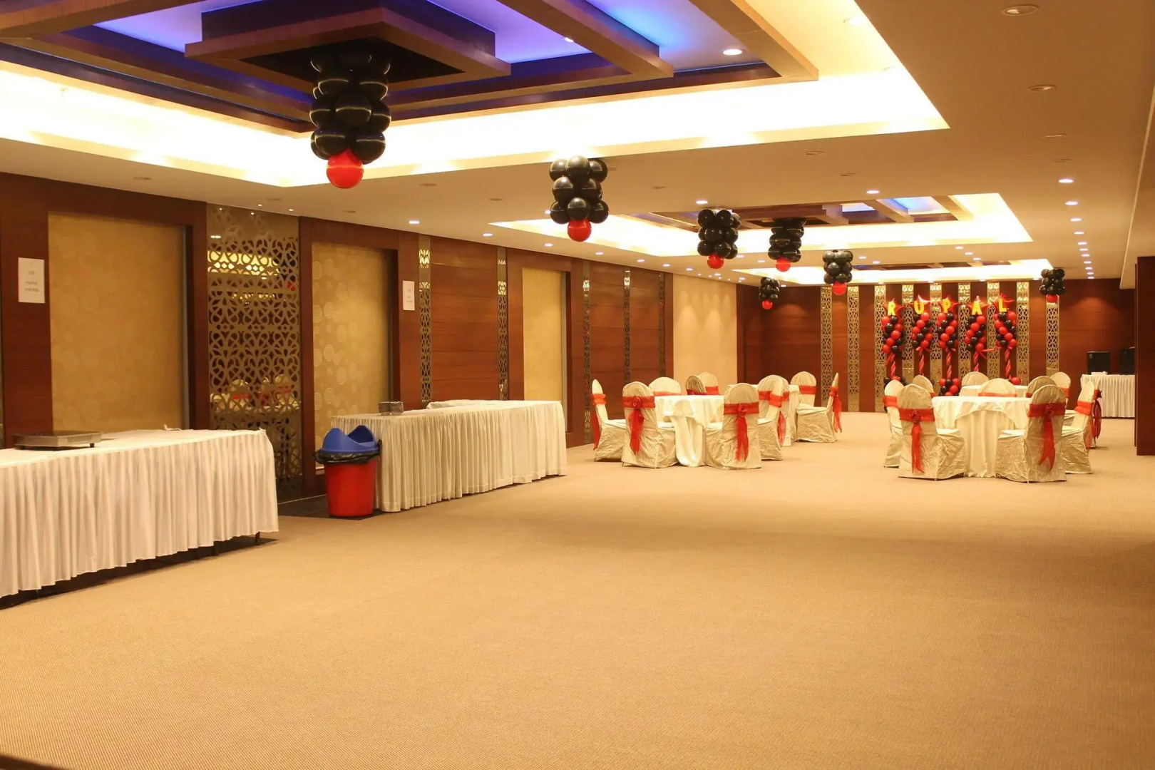 Отель The Byke Suraj Plaza Veg