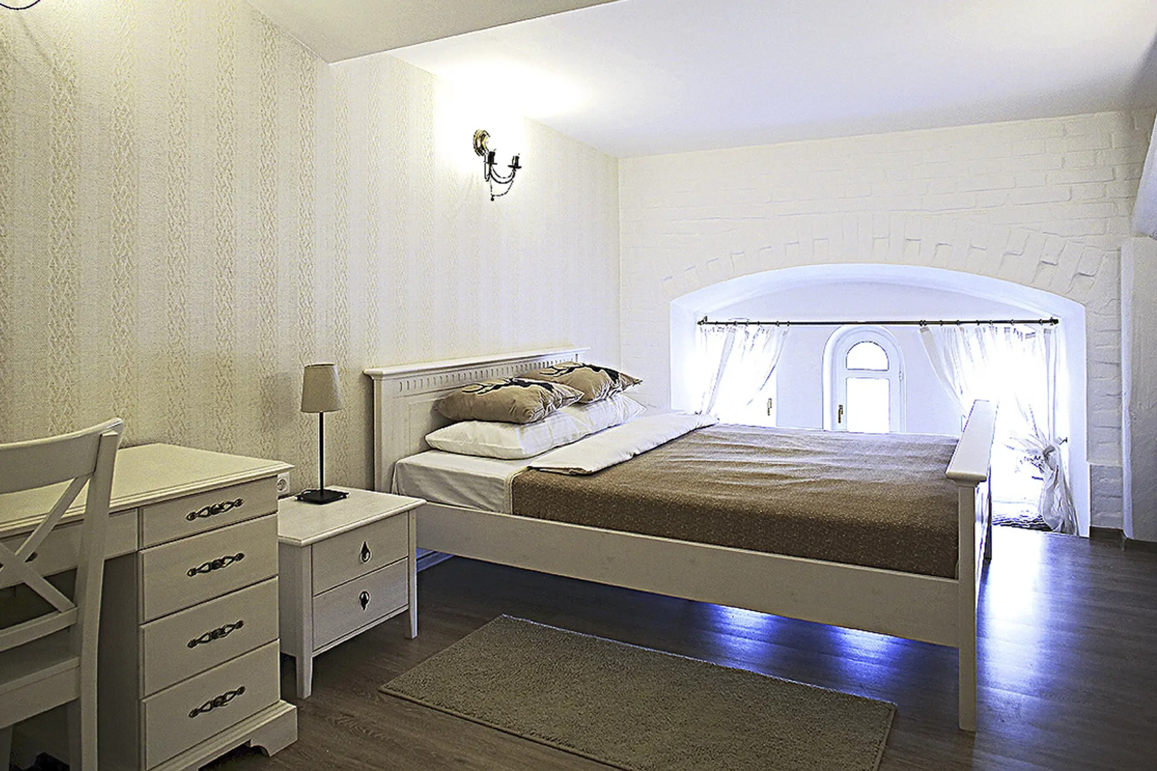 Отель Бонотель