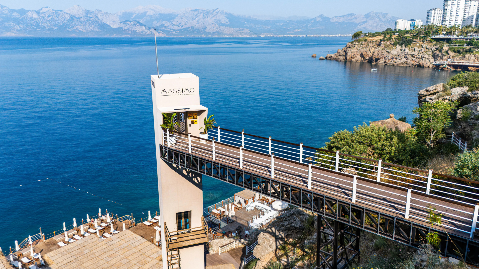 La Boutique Hotel & Suites (Adult Only 16+)