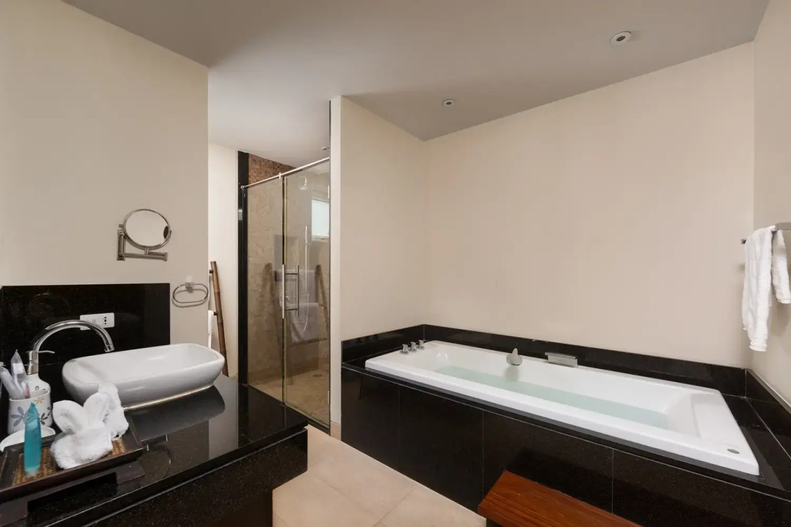 Апартаменты Suite Beni 2BR Serenity by Tropiclook