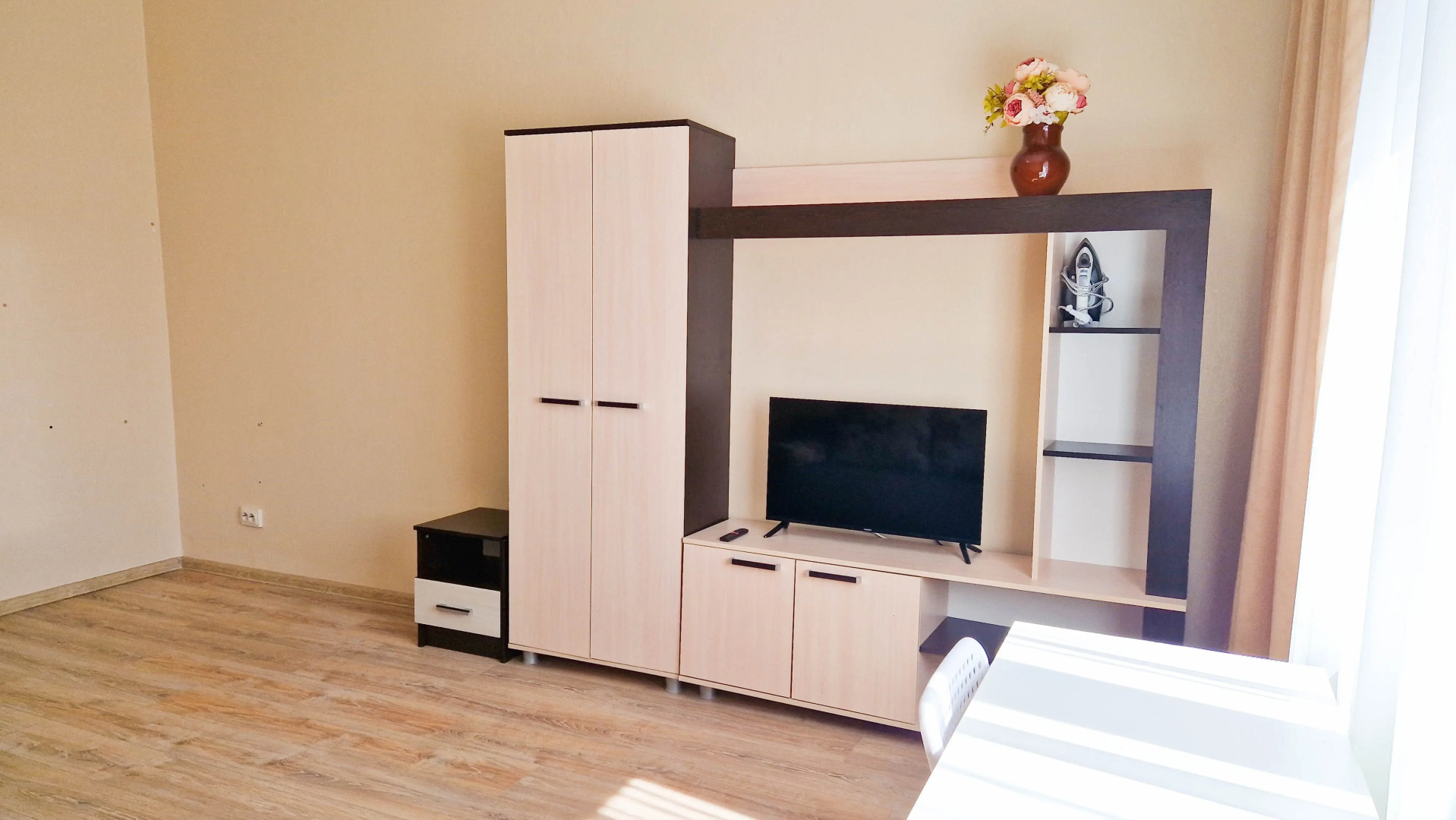 Апартаменты 2х Комнатная Солнечный 4 138