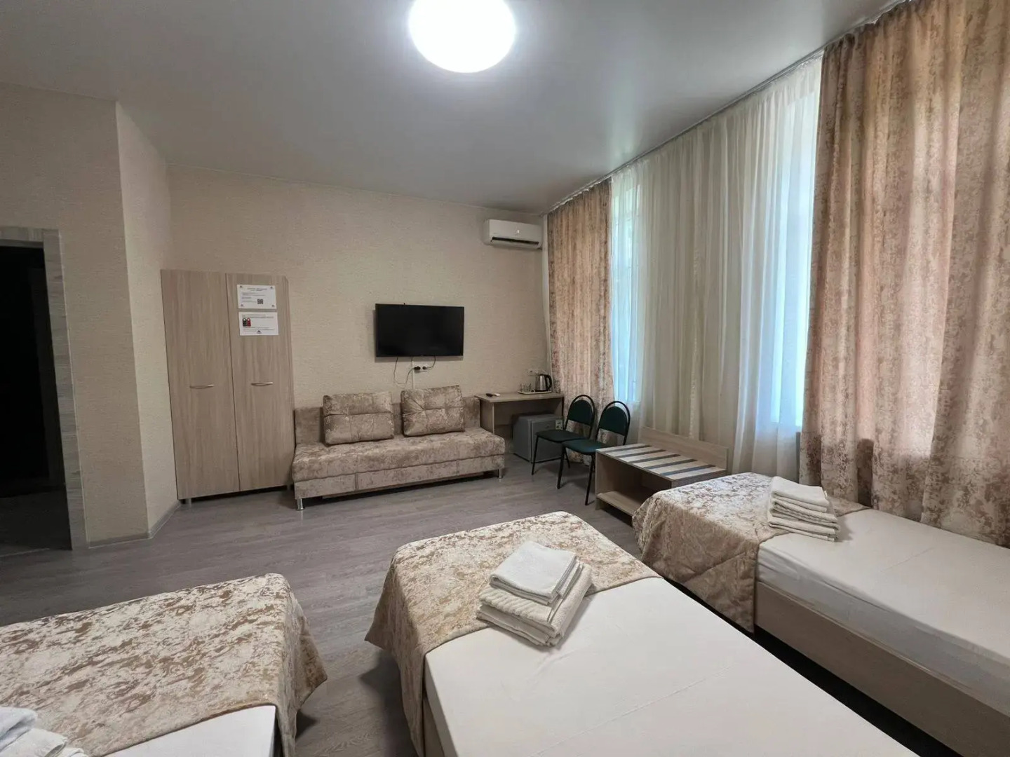 Отель Снегири